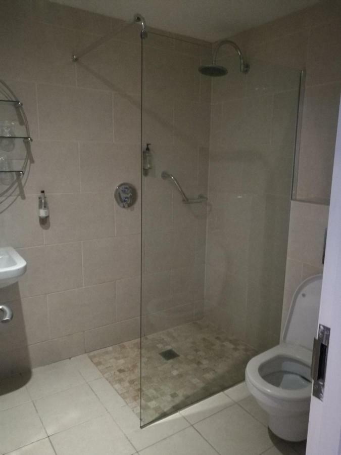 Barley Sheaf, Old Bridge Street En Suite Rooms, Room Only Truro Exterior foto
